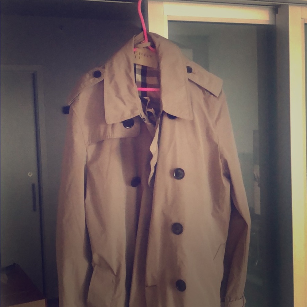 Burberry Brit Polyester Trench Coat ☺️